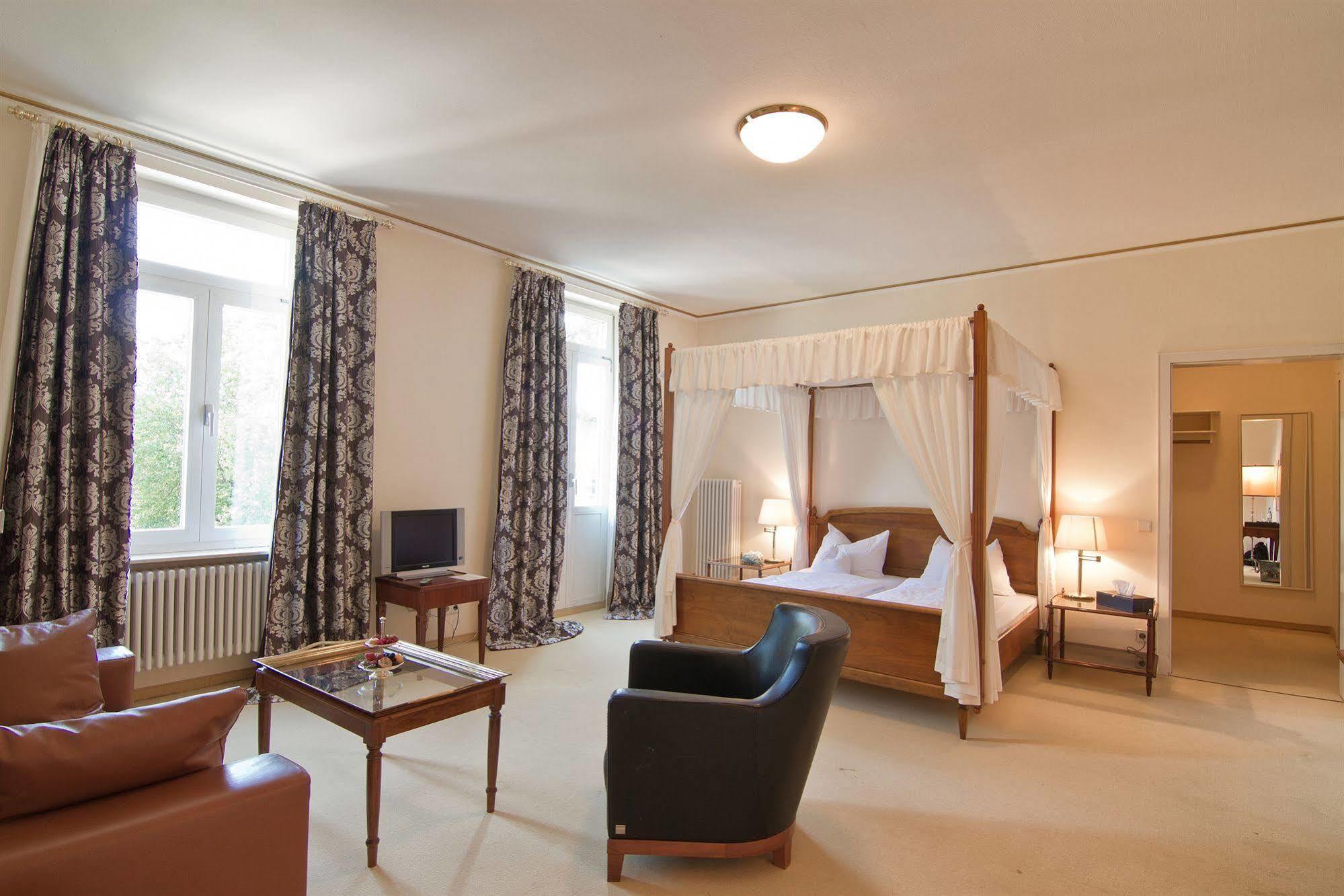 Hotel Romerbad Badenweiler Esterno foto