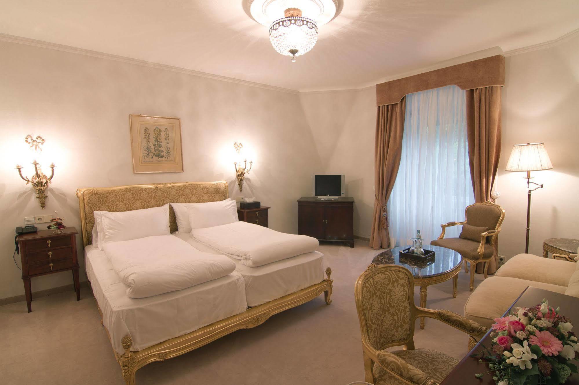 Hotel Romerbad Badenweiler Esterno foto